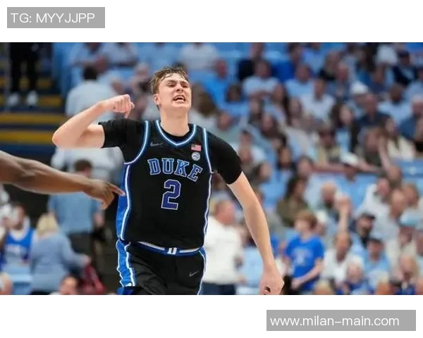 弗拉格12月表现惊艳圆梦月最佳新秀场均24分6板4助效率超高