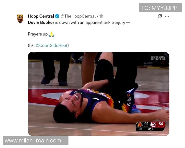 太阳队双星陨落格林与布克同日受伤球队前景堪忧 太阳队双星陨落格林与布克同日受伤球队前景堪忧